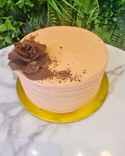 chocolate cream cake