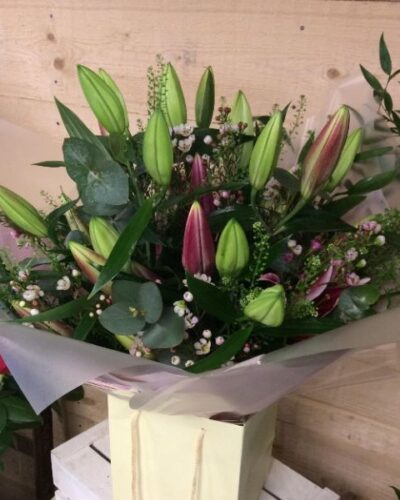 LILY BOUQUET -CASCADE BOUQUET