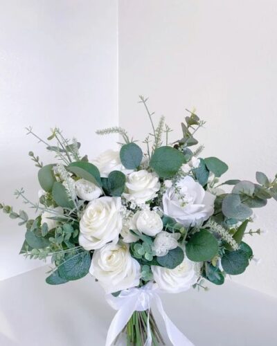 Lafete hand bouquet- hand tied