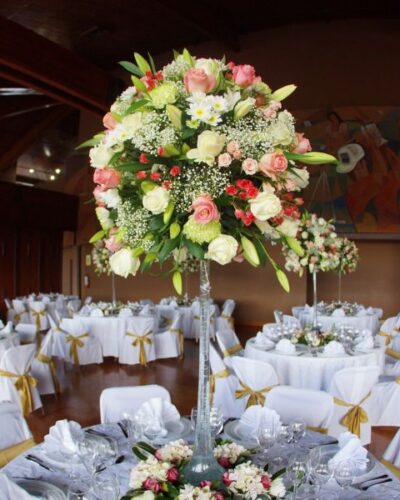 elegent stand arrangment